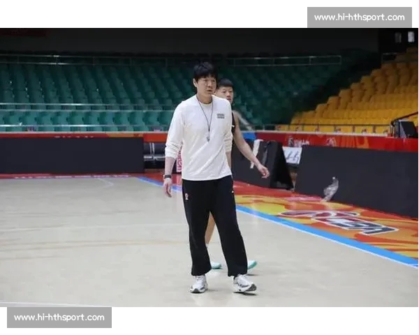 山东男篮外援团灭！邱彪掀青春风暴，6 新人竞逐 14 名额