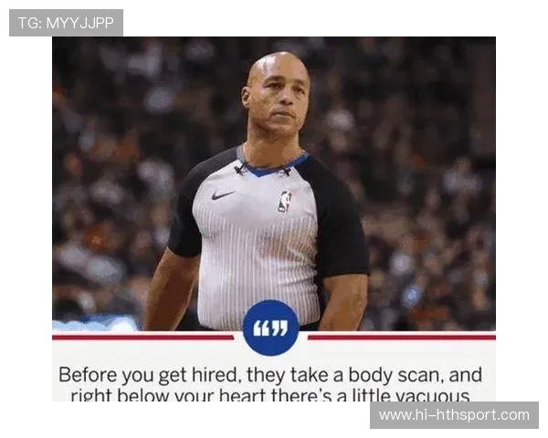 NBA季后赛争议判罚:关键瞬间回放与解析 NBA季后赛争议判罚:关键瞬间回放与解析
